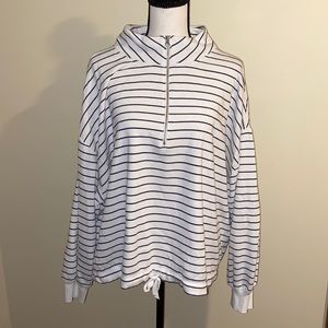 Old navy 1/4 zip top